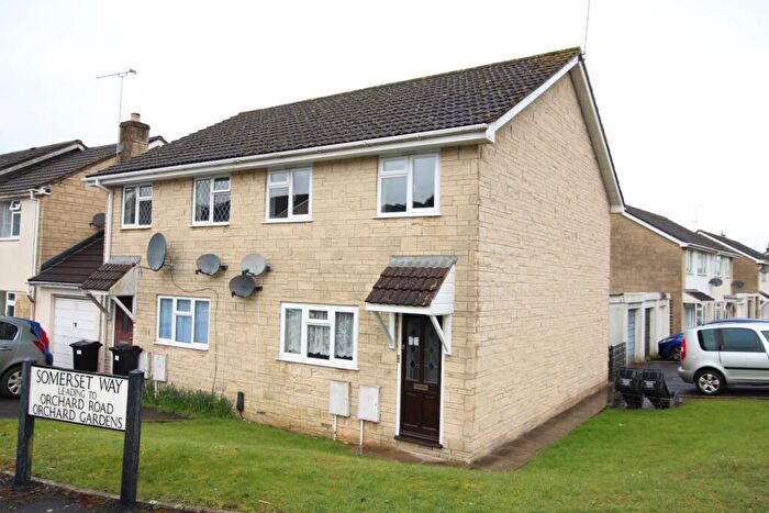 1 Bedroom Flat To Rent In Somerset Way, Paulton, Bristol, BS39