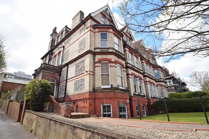 1 Bedroom Flat To Rent In Silverdale Road, Eastbourne, BN20