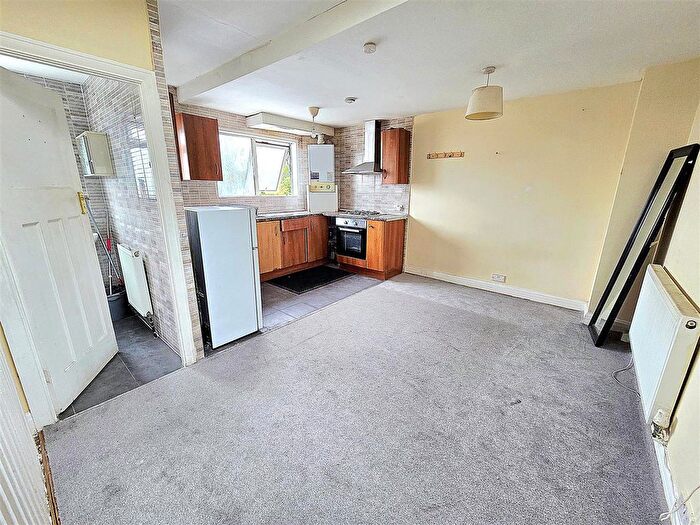 2 Bedroom Flat To Rent In Church Road, Northolt, UB5