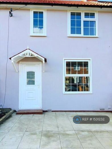 3 Bedroom Terraced House To Rent In Thornton Road, Carshalton, SM5