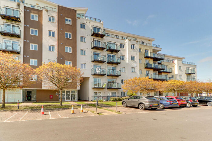 2 Bedroom Apartment For Sale In Gisors Road, Southsea, PO4