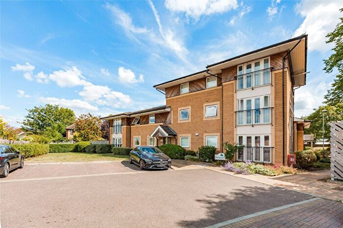 2 Bedroom Flat For Sale In Southwood Court, Stafford Avenue, Hornchurch, RM11