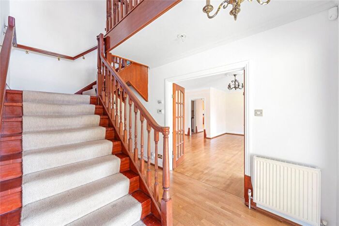 5 Bedroom Detached House To Rent In Ballard Close, Kingston Upon Thames, KT2