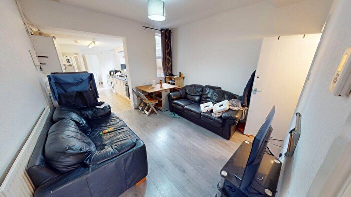 5 Bedroom House To Rent In Newton Grove, Dartmouth Road, Selly Oak, Birmingham, B29