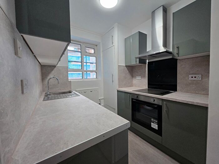 2 Bedroom Flat To Rent In Dent House, Tatum Street, London, SE17