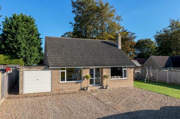 4 Bedroom Detached Bungalow For Sale In Keld Close, Pickering, YO18