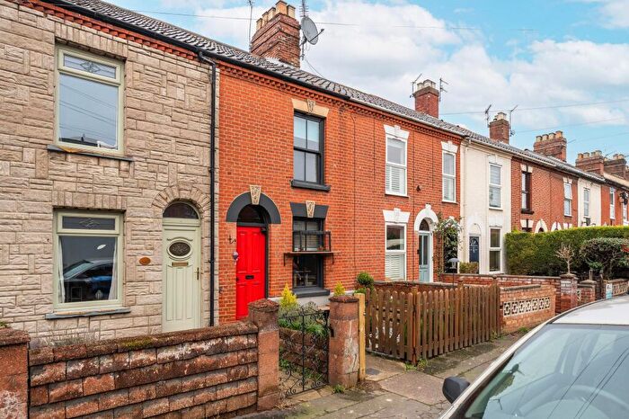 2 Bedroom Terraced House For Sale In Stacy Road, Norwich, NR3