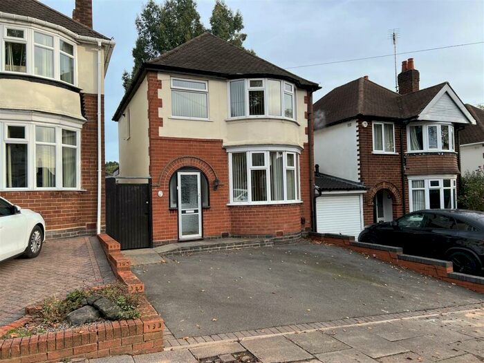 3 Bedroom House To Rent In Trevanie Avenue, Quinton, Birmingham, B32