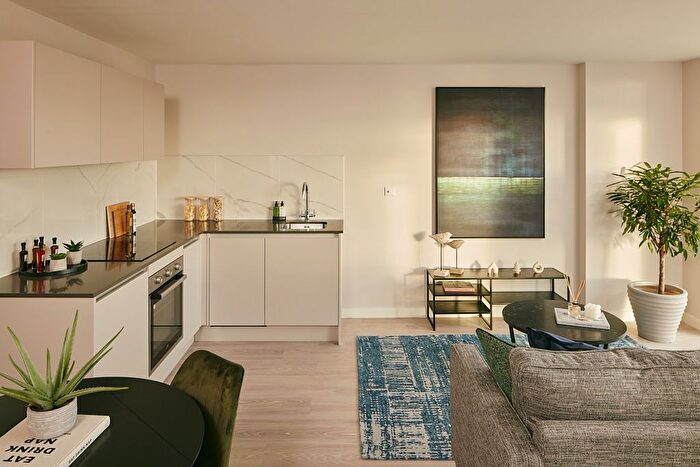 Studio To Rent In Glasgow, G3