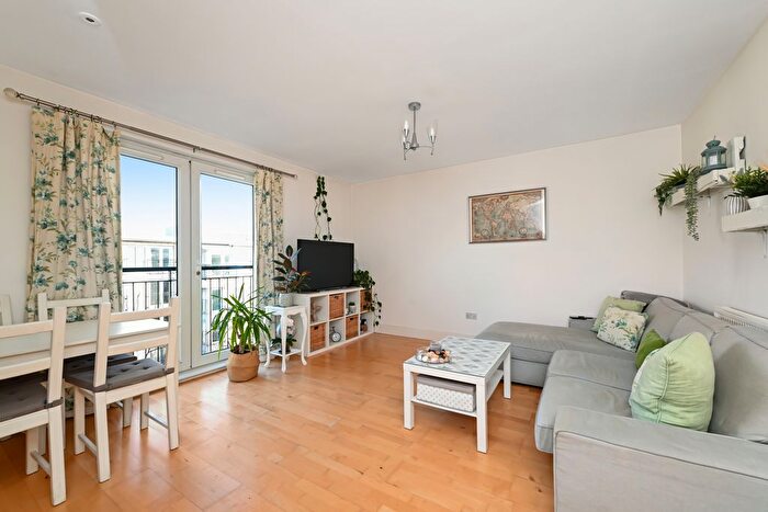 2 Bedroom Flat For Sale In / Waterfront Gait, Granton, Edinburgh, EH5
