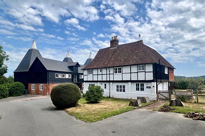 4 Bedroom House To Rent In Fairbrook, Faversham, ME13