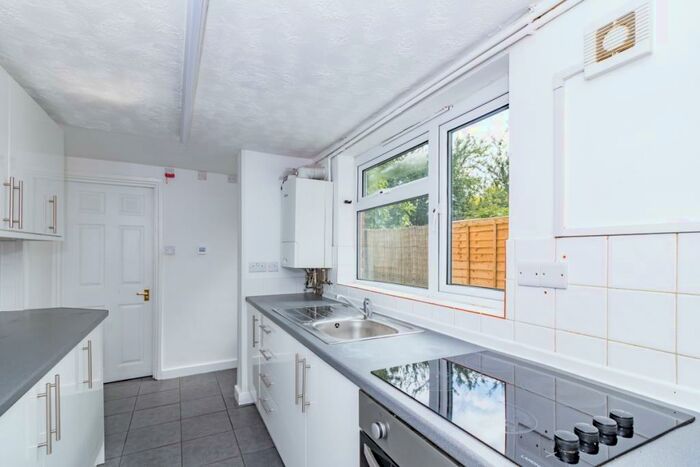 3 Bedroom Terraced House To Rent In Crown Street, East Oxford, OX4