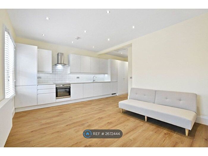 1 Bedroom Flat To Rent In Portnall Road, London, W9