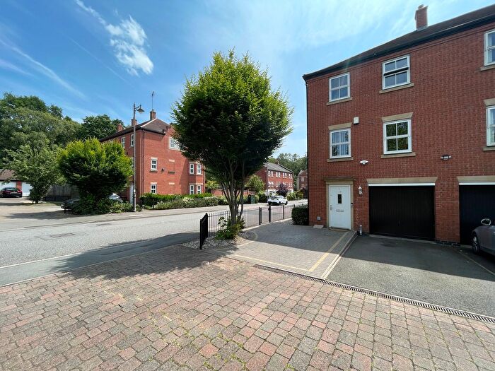 3 Bedroom Town House For Sale In Nether Hall Avenue, Birmingham, B43