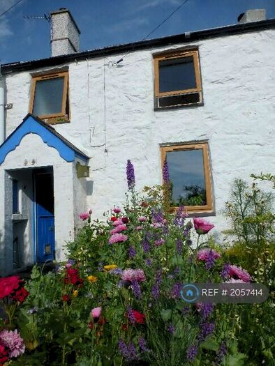 2 Bedroom Terraced House To Rent In Fron Deg, Bangor, LL57