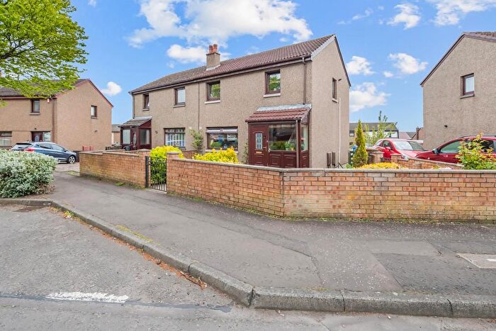 3 Bedroom Terraced House For Sale In Kenmount Place, Kennoway, Leven, KY8