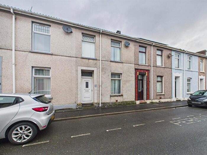 3 Bedroom Terraced House For Sale In Brynmor Road, Llanelli, SA15