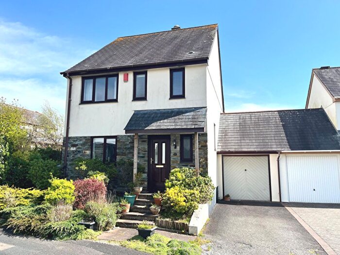 4 Bedroom Detached House For Sale In Edwards Crescent, Latchbrook, Saltash, PL12