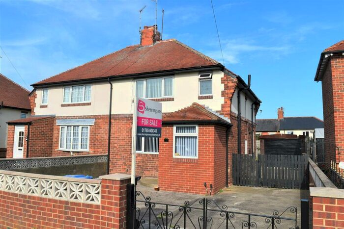 3 Bedroom Semi-Detached House To Rent In King Edward Road, Ripon, HG4