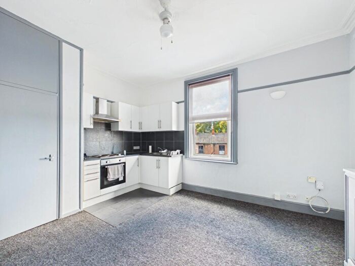 2 Bedroom Apartment To Rent In Flat, Uttoxeter New Road, DE22