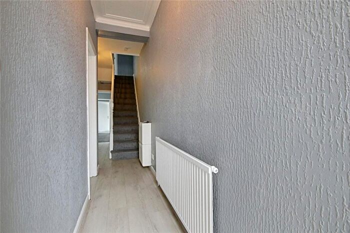 3 Bedroom Terraced House For Sale In St. Stephens Road, Enfield, EN3