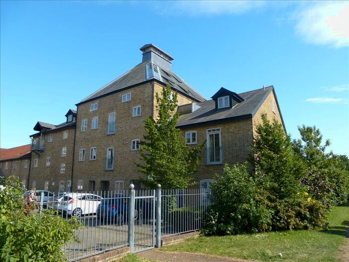 2 Bedroom Apartment To Rent In Watton Road, Ware, SG12