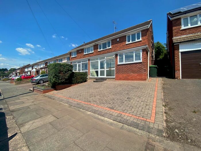 3 Bedroom Property To Rent In Stanton Road, Great Barr, Birmingham, B43