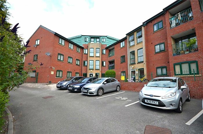 2 Bedroom Apartment To Rent In Plymouth Point, Longsight, Manchester, M13