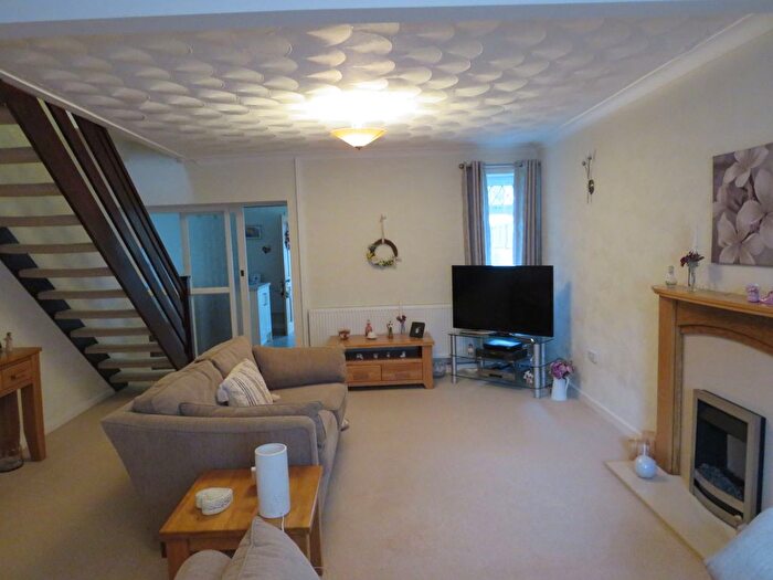 3 Bedroom End Of Terrace House For Sale In Heol Morlais, Kidwelly, SA17