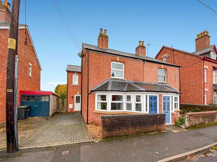 3 Bedroom House To Rent In Avon Road, Devizes, SN10