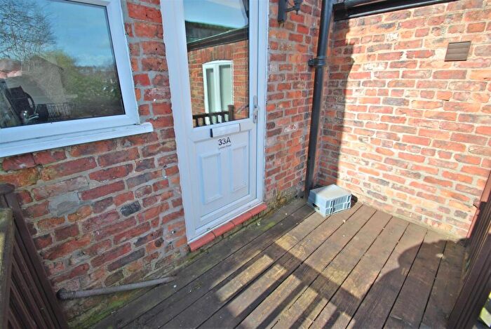 2 Bedroom Duplex To Rent In London Road, Alderley Edge, SK9