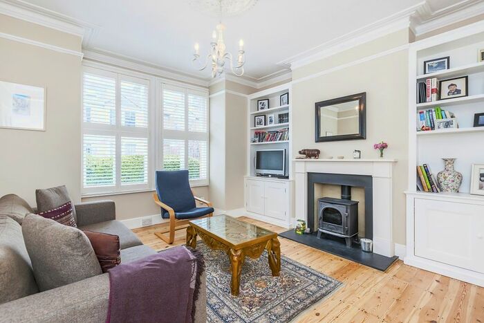 4 Bedroom End Of Terrace House To Rent In Thornwood Road, London SE13