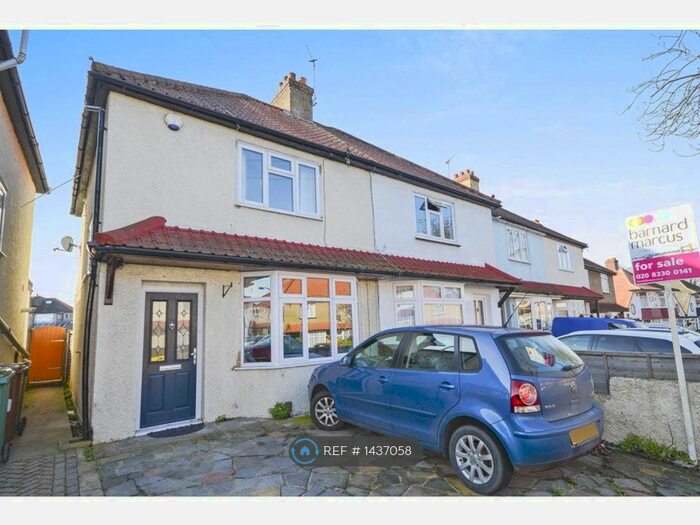 2 Bedroom Semi-Detached House To Rent In Gander Green Lane, Cheam, Sutton, SM3