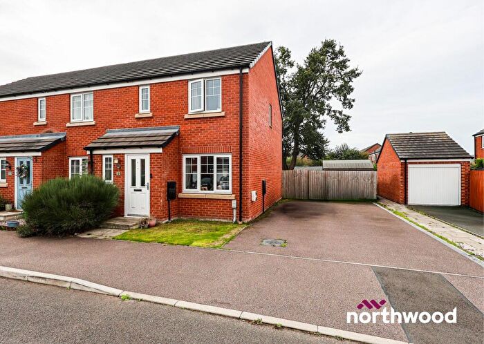 3 Bedroom End Of Terrace House To Rent In Teasel Close, Sandbach, CW11