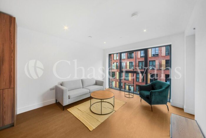 1 Bedroom Apartment To Rent In Belfield Mansions, Park & Sayer, Elephant And Castle, SE17