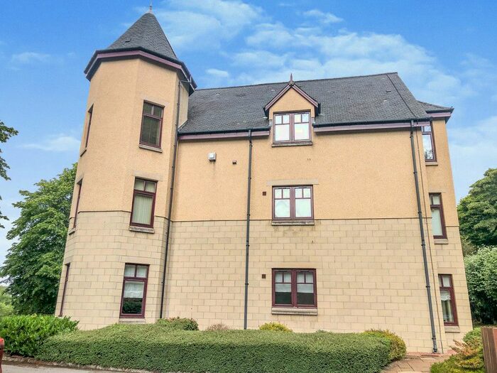 3 Bedroom Flat To Rent In Heraghty Lodge, Dores Road, Inverness, IV2
