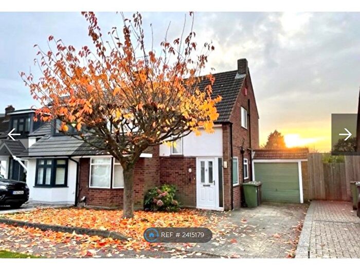 3 Bedroom Semi-Detached House To Rent In Gables Avenue, Borehamwood, WD6