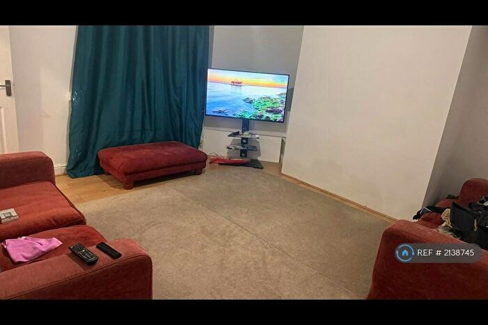 3 Bedroom Terraced House To Rent In High Graham Street, Durham, DH7