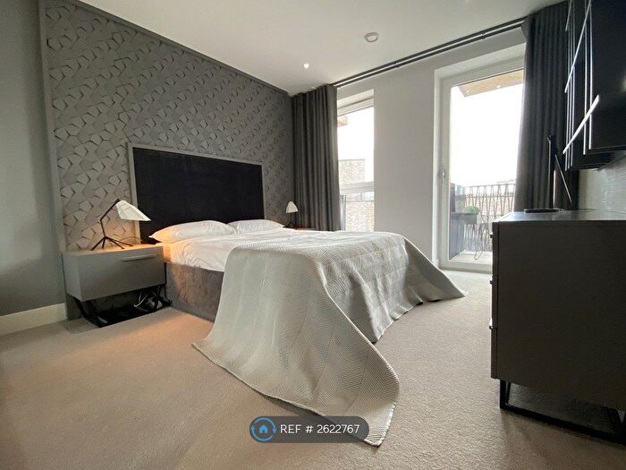 1 Bedroom Flat To Rent In Blackfriars Road, London, SE1
