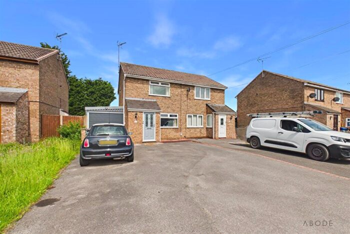 2 Bedroom Semi-Detached House For Sale In Lambert Road, Uttoxeter, Staffordshire, ST14
