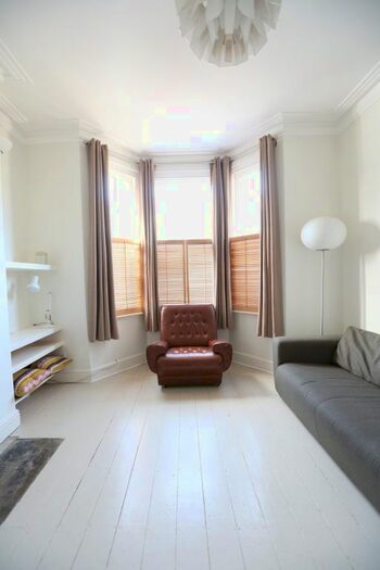 2 Bedroom Flat To Rent In College Road, London, NW10