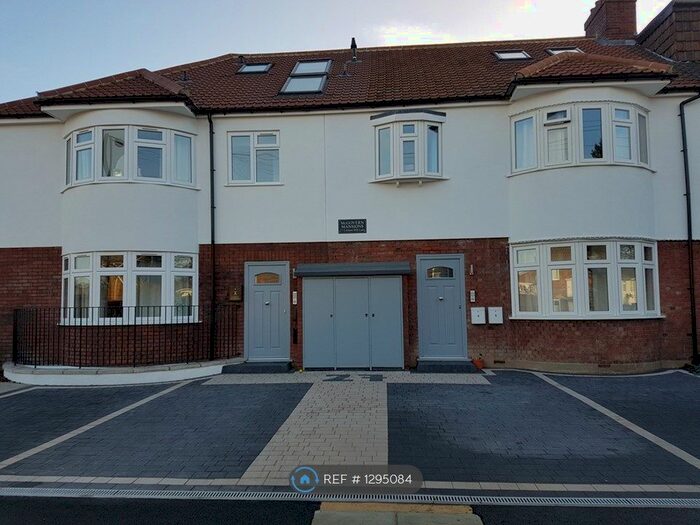 1 Bedroom Flat To Rent In Cannon Hill Lane, London SW20