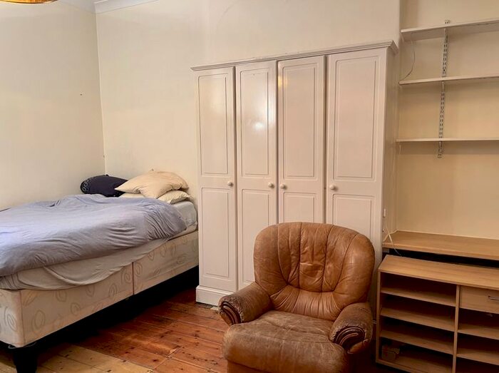 1 Bedroom Property To Rent In Collingham Road, London, SW5