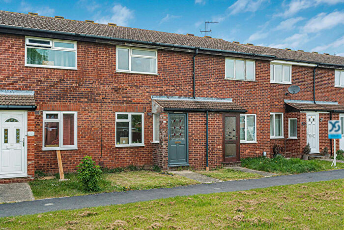 2 Bedroom Terraced House For Sale In White Horse Crescent, Wantage, OX12