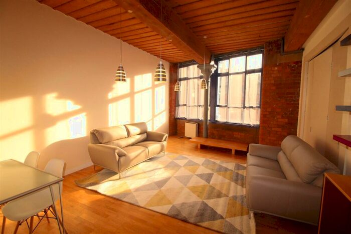 2 Bedroom Flat To Rent In Regency House, Whitworth Street, Manchester, M1