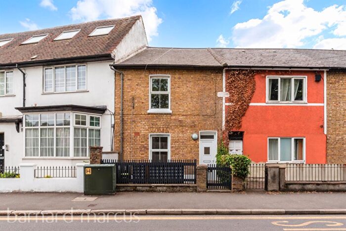 2 Bedroom Terraced House For Sale In Queens Road, Croydon, CR0