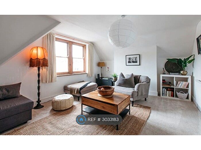 1 Bedroom Flat To Rent In Cheltenham Road, Bristol, BS6