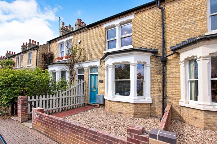 3 Bedroom Terraced House For Sale In Garden Walk, Cambridge, CB4