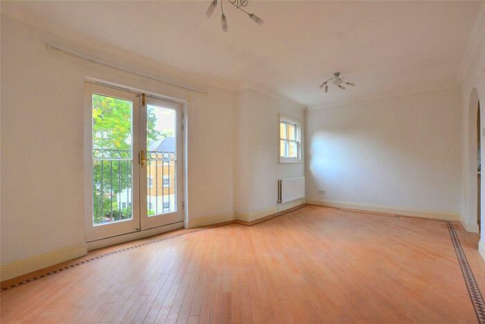 1 Bedroom Flat To Rent In Cedars Close, Lewisham, London, SE13