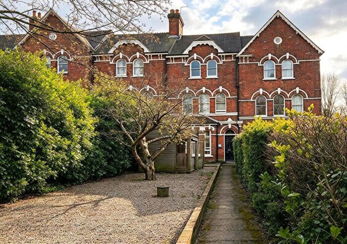 6 Bedroom Terraced House To Rent In Clifton Hill, Exeter, EX1